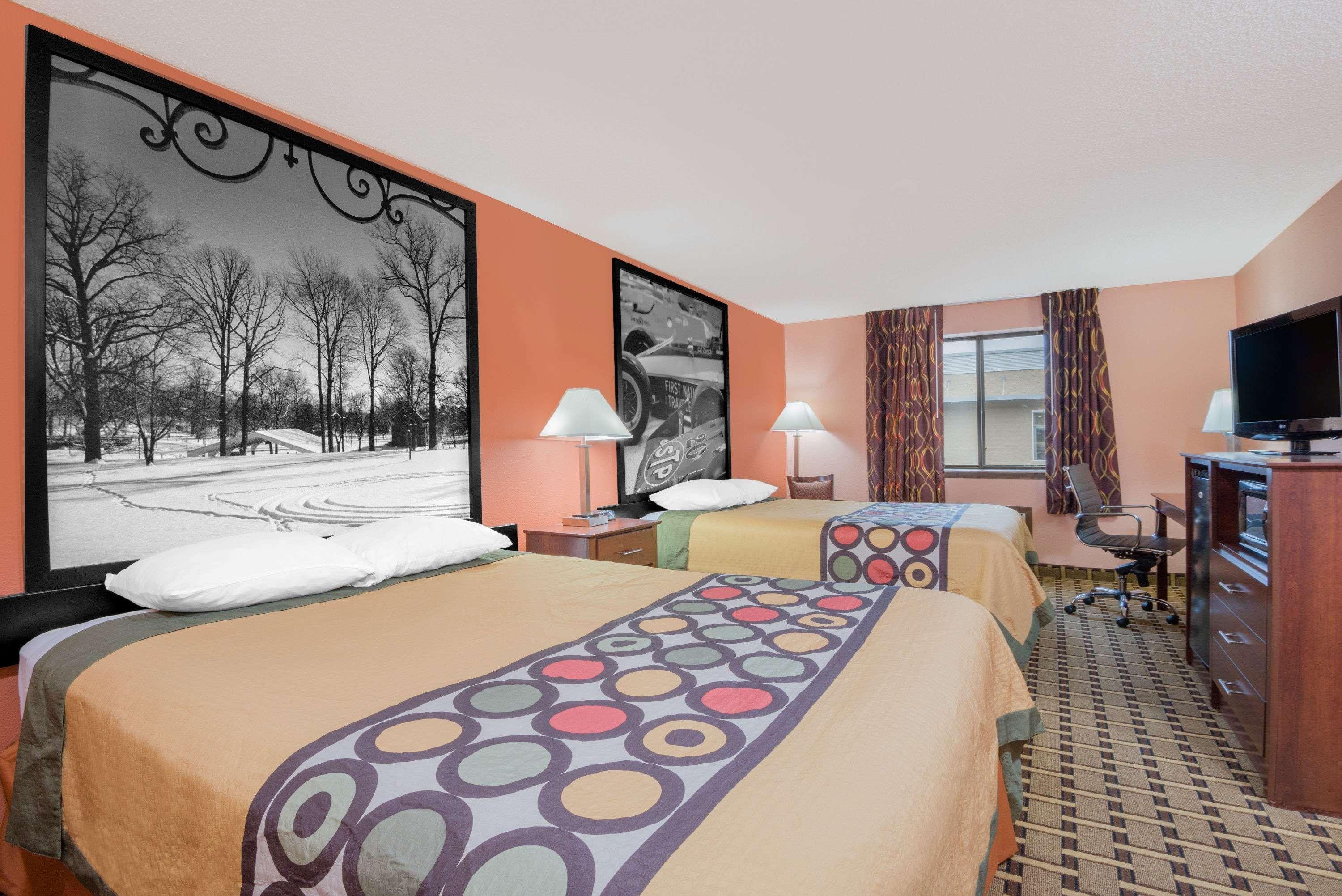 Super 8 By Wyndham Shelbyville Dış mekan fotoğraf