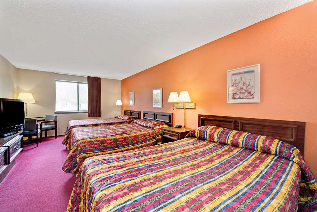 Super 8 By Wyndham Shelbyville Oda fotoğraf