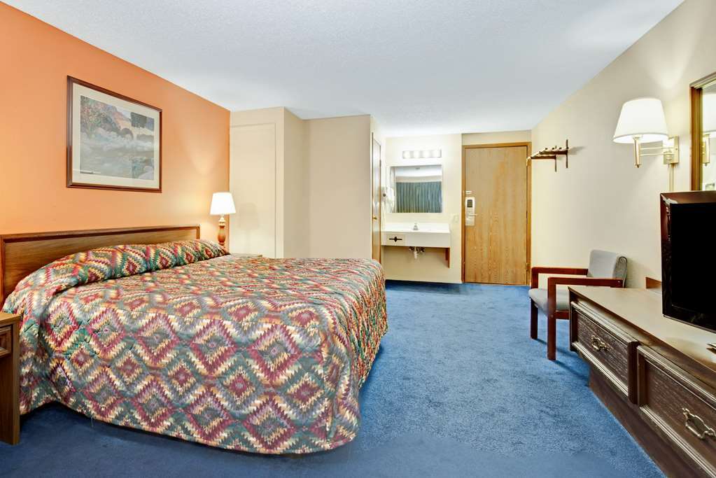 Super 8 By Wyndham Shelbyville Oda fotoğraf