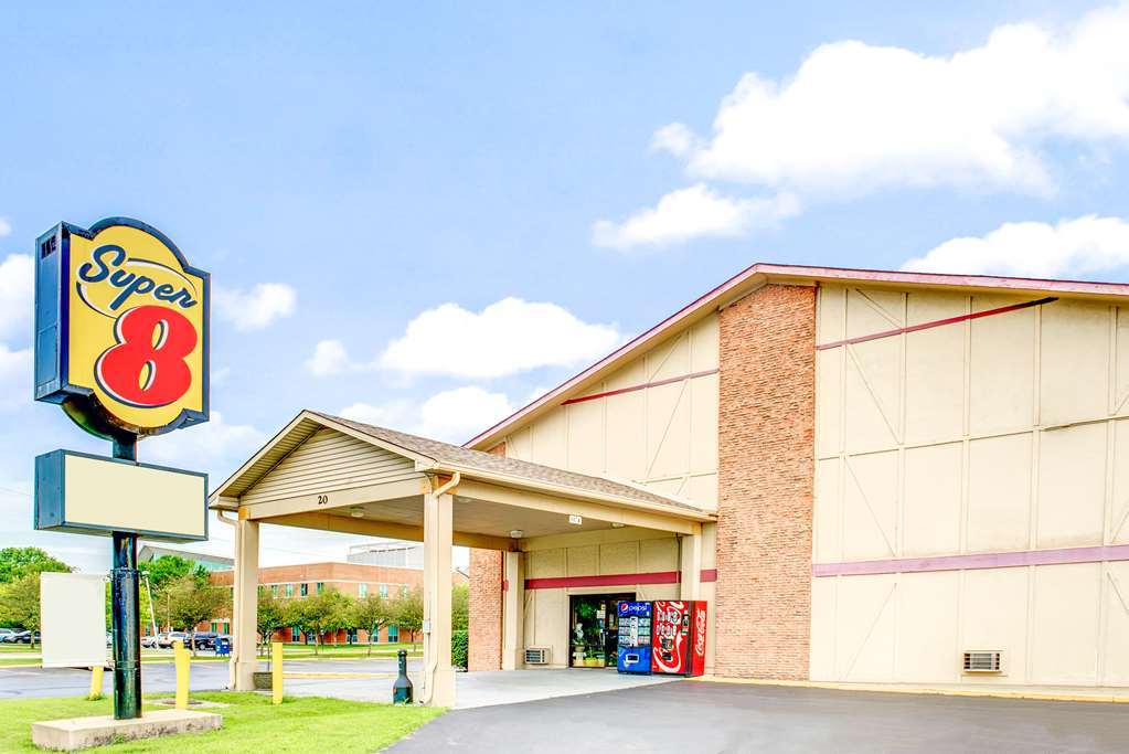 Super 8 By Wyndham Shelbyville Dış mekan fotoğraf